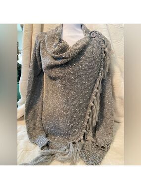 Gray Sweater by Ceasikery.Cardigan Loose Sweater Tassel Jacket Poncho.Small New